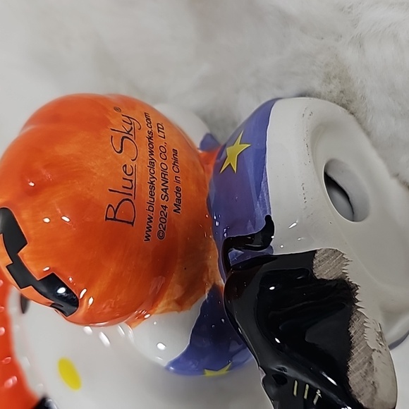 Blue Sky Hello Kitty Halloween Witch Ceramic - Picture 4 of 4